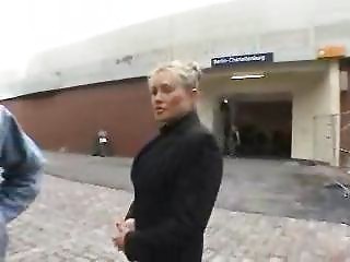 Порно видео снятое на улице